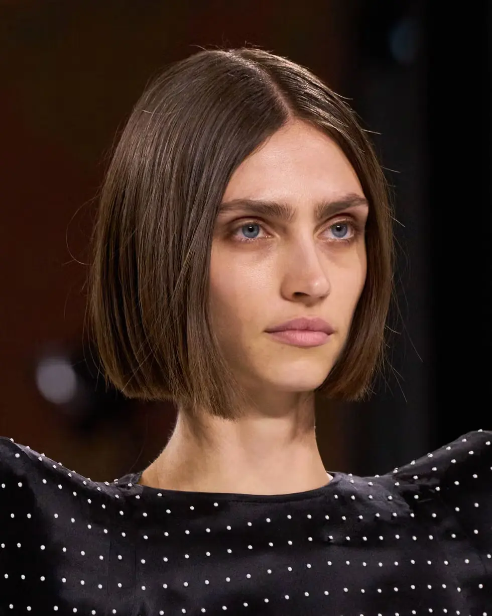 Blunt bob haircut runway summer 2026 minimalist style