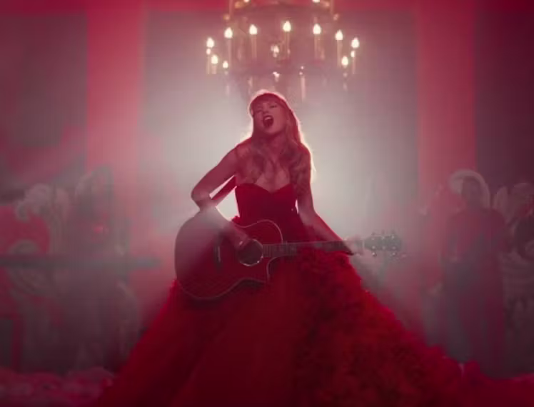 PROFESSIONAL COLLABORATION — THE MUSIC VIDEO